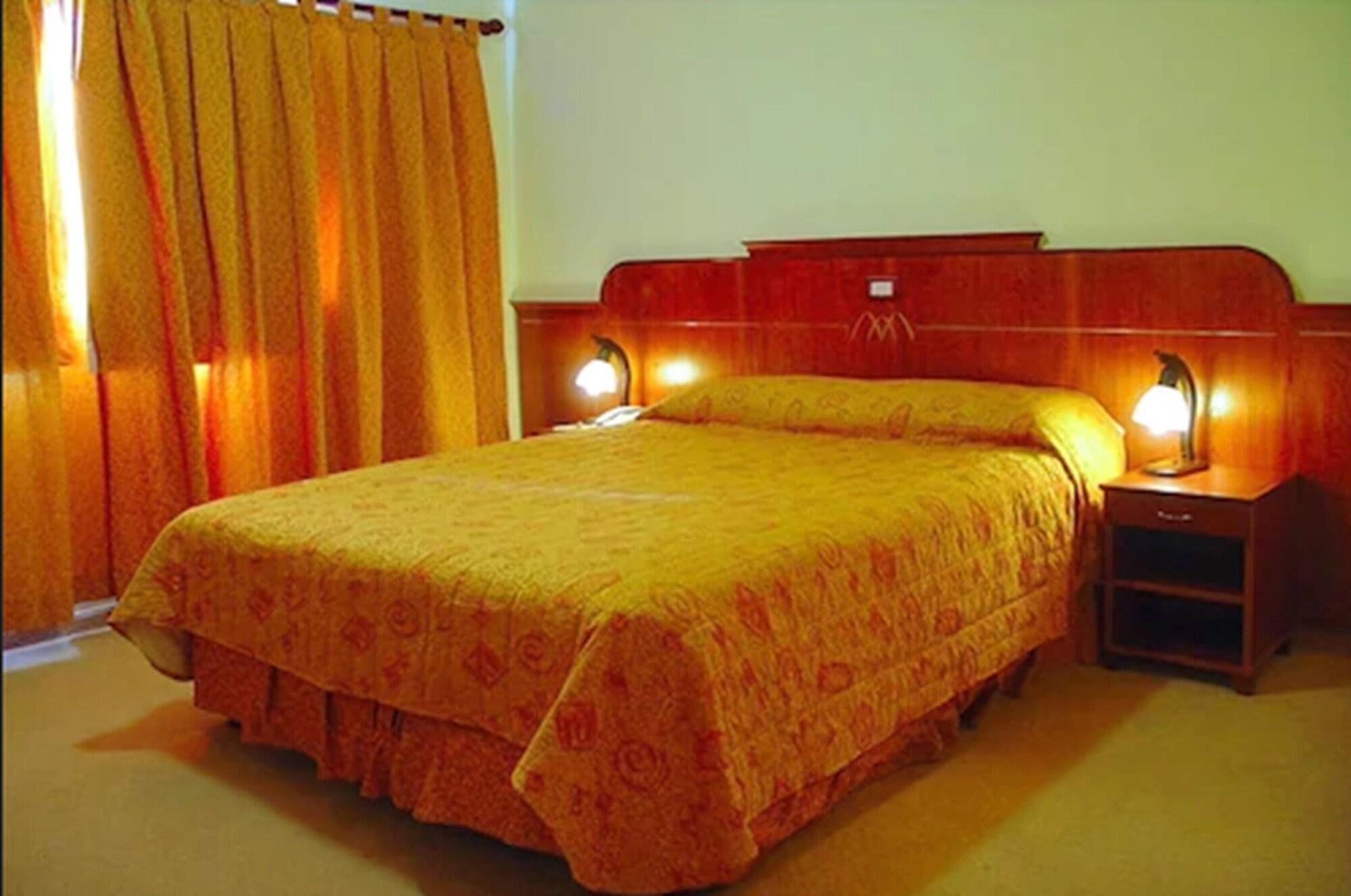 Hotel Picos Del Sur เอลกาลาฟาเต ภายนอก รูปภาพ